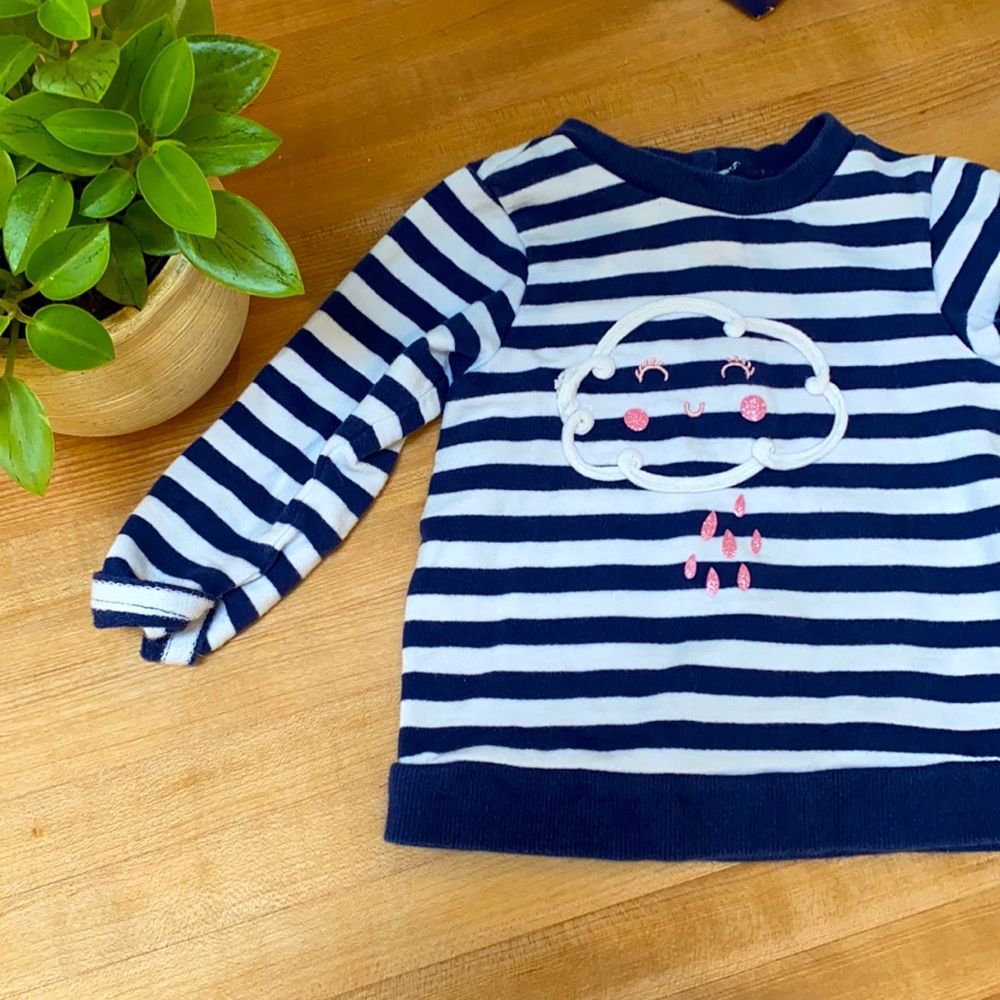 Crew neck